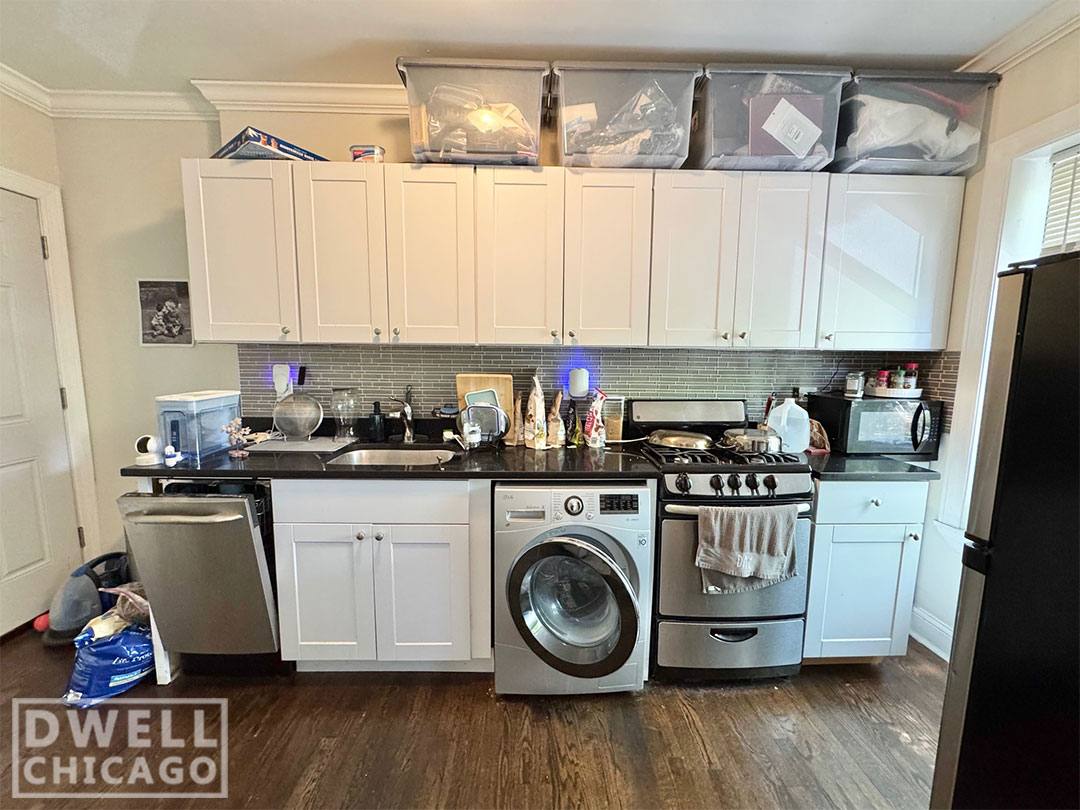 Apartment for rent at 2535 N Seminary, Chicago, IL 60614