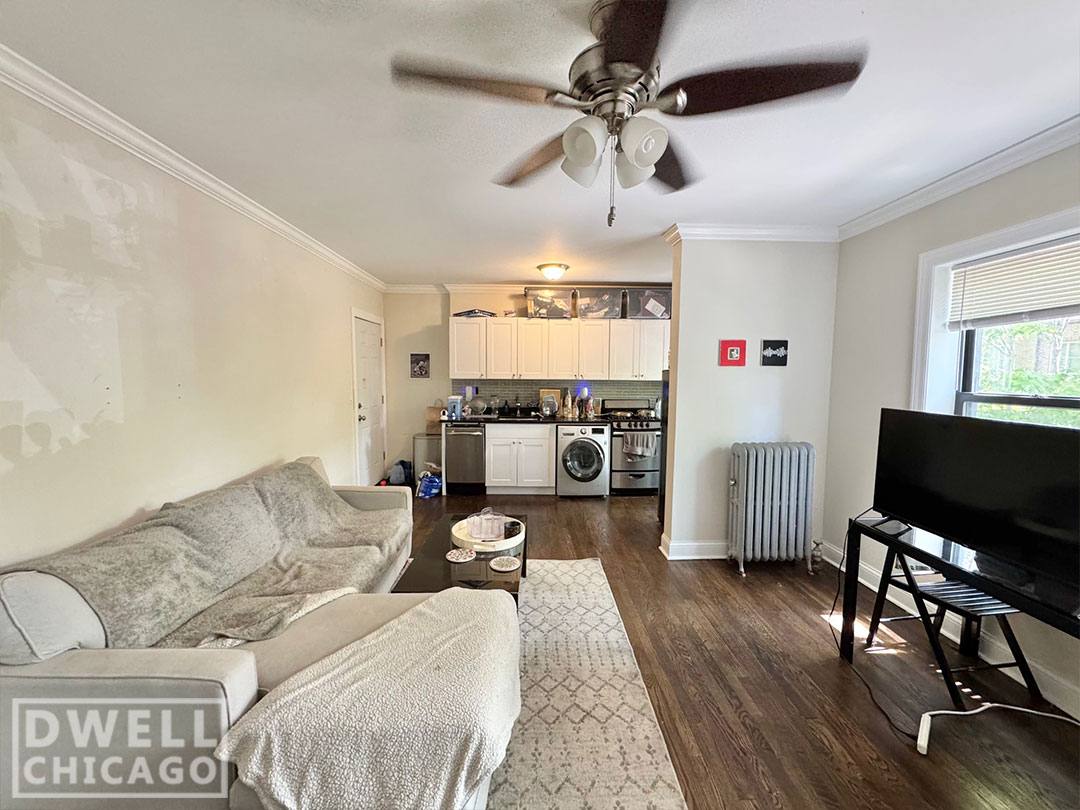 Apartment for rent at 2535 N Seminary, Chicago, IL 60614