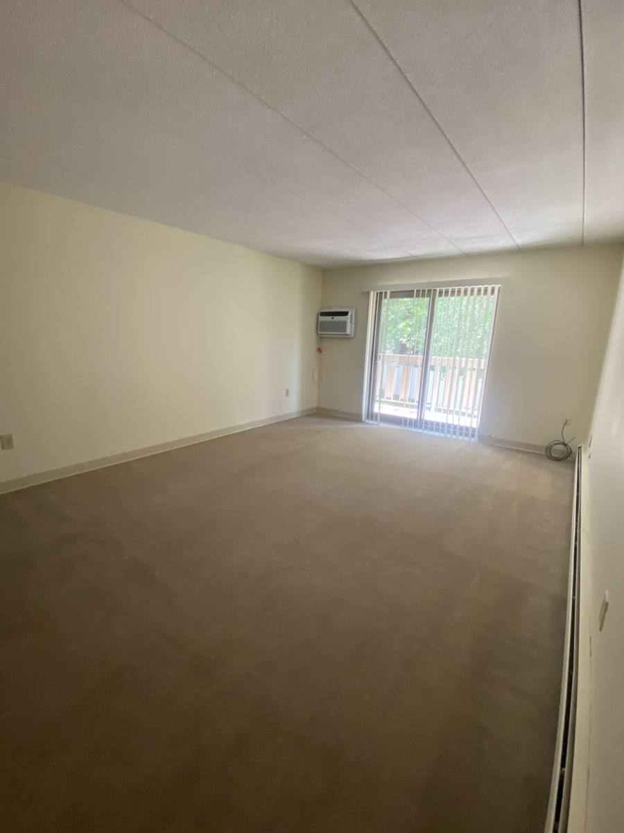Apartment for rent at 980 Main St, Woburn, MA 01801
