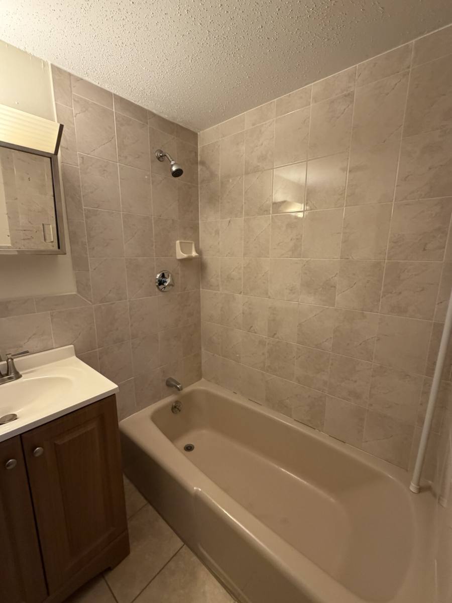 Apartment for rent at 980 Main St, Woburn, MA 01801