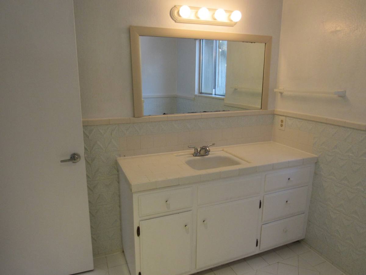 Apartment for rent at 481 Hillview St, Morro Bay, CA 93442