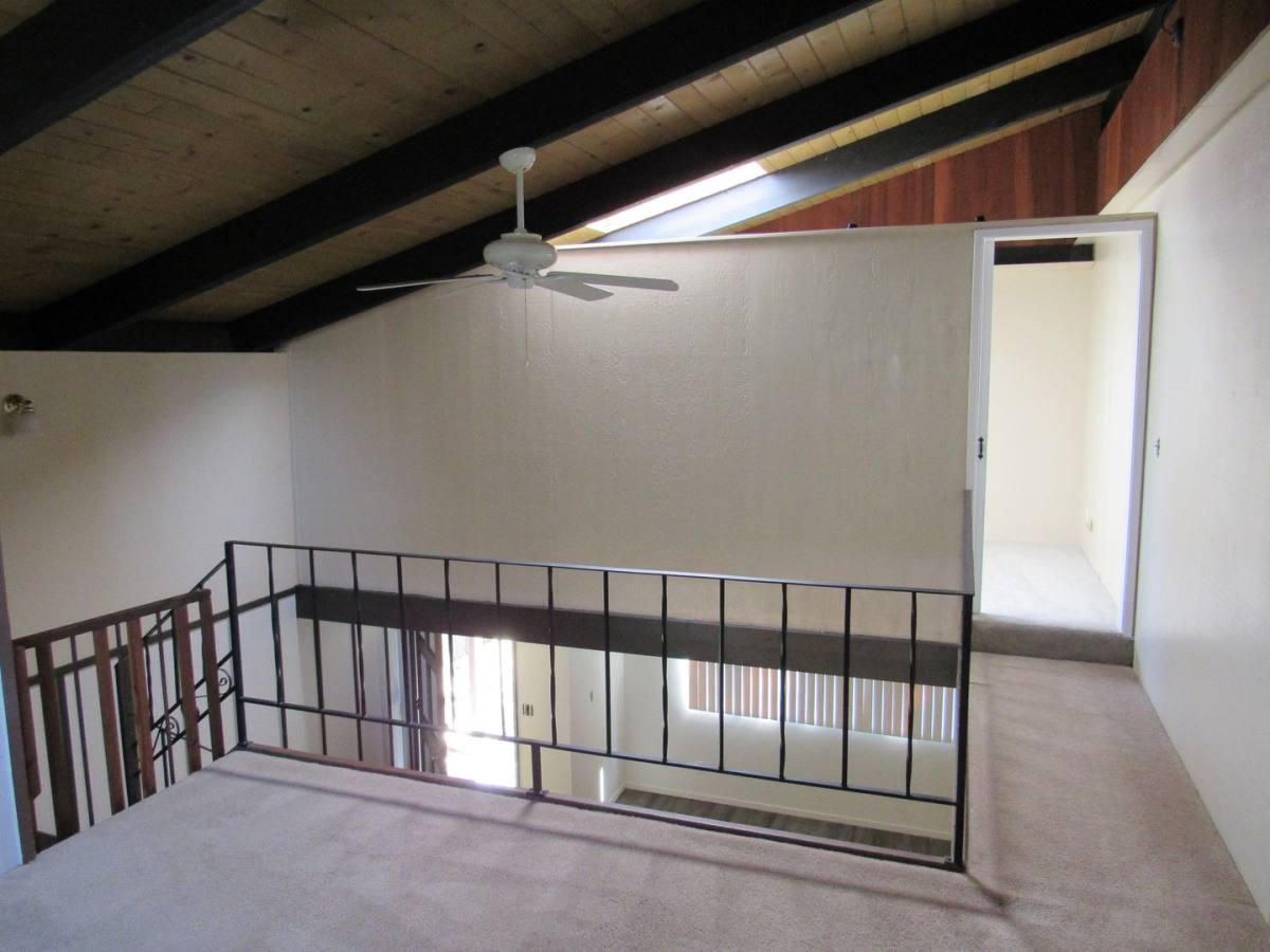 Apartment for rent at 481 Hillview St, Morro Bay, CA 93442