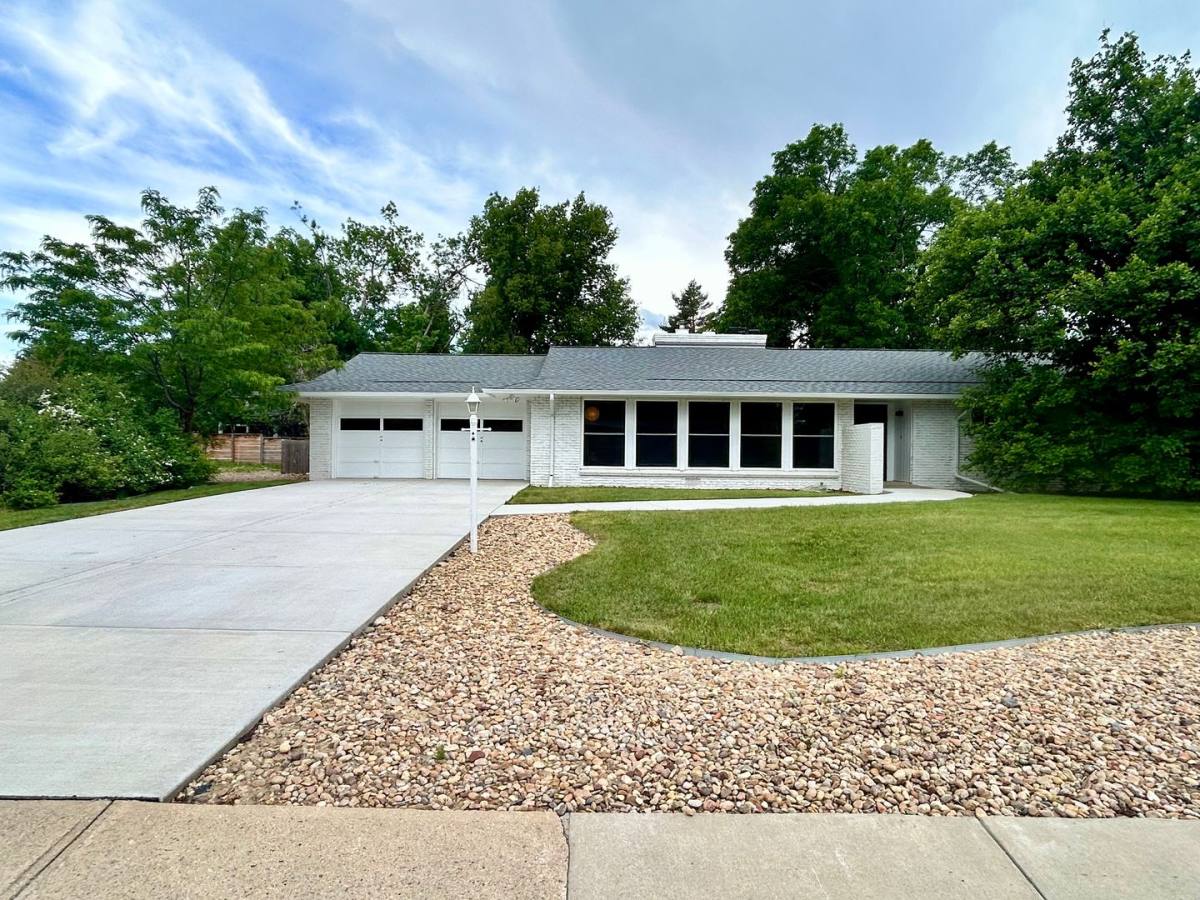 House for rent at 6820 Harvest Rd, Boulder, CO 80301