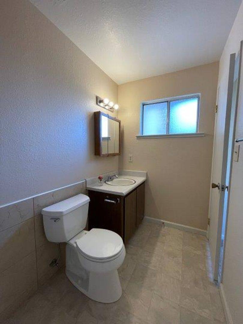 House for rent at 9262 Terra Linda Dr, Elk Grove, CA 95624