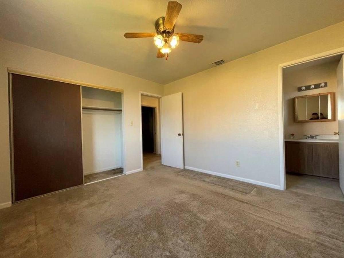 House for rent at 9262 Terra Linda Dr, Elk Grove, CA 95624