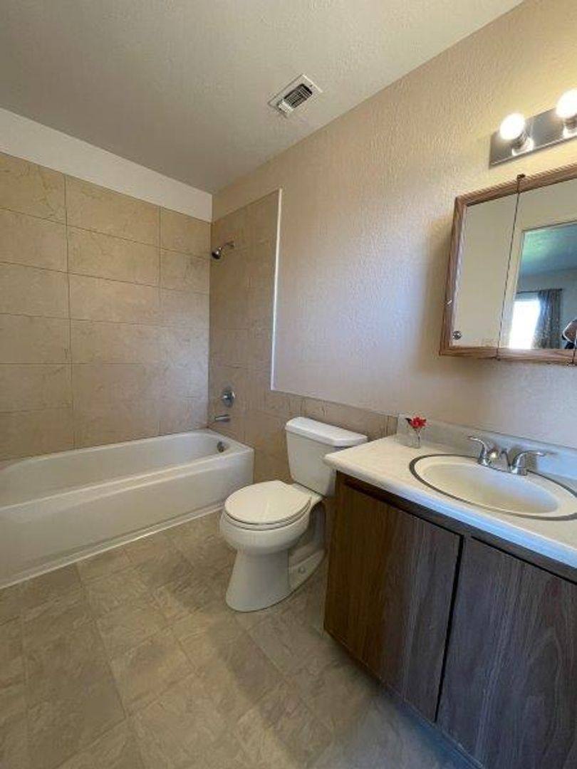 House for rent at 9262 Terra Linda Dr, Elk Grove, CA 95624