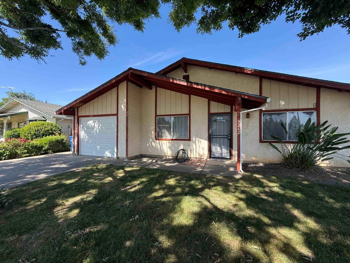House for rent at 9262 Terra Linda Dr, Elk Grove, CA 95624