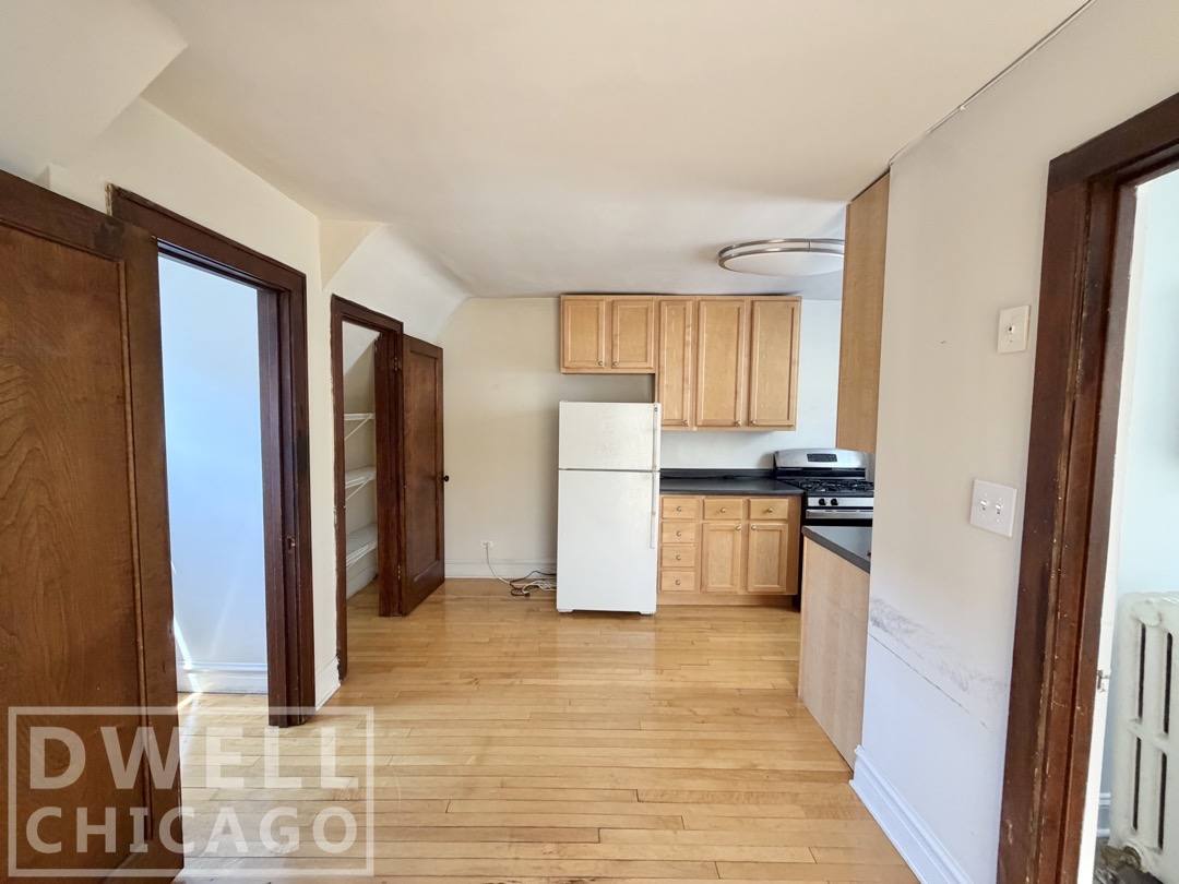 Apartment for rent at 731 Elm St, Winnetka, IL 60093