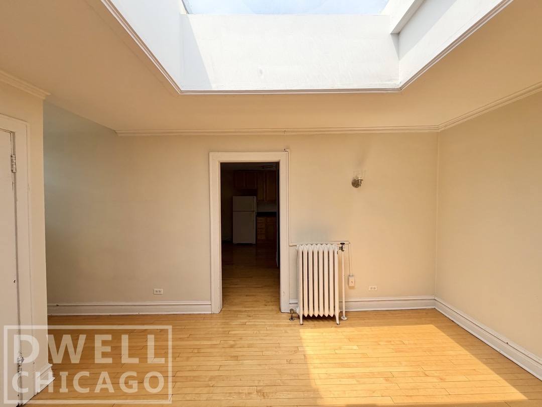 Apartment for rent at 731 Elm St, Winnetka, IL 60093