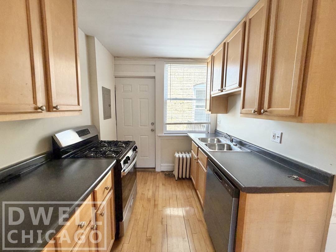 Apartment for rent at 731 Elm St, Winnetka, IL 60093