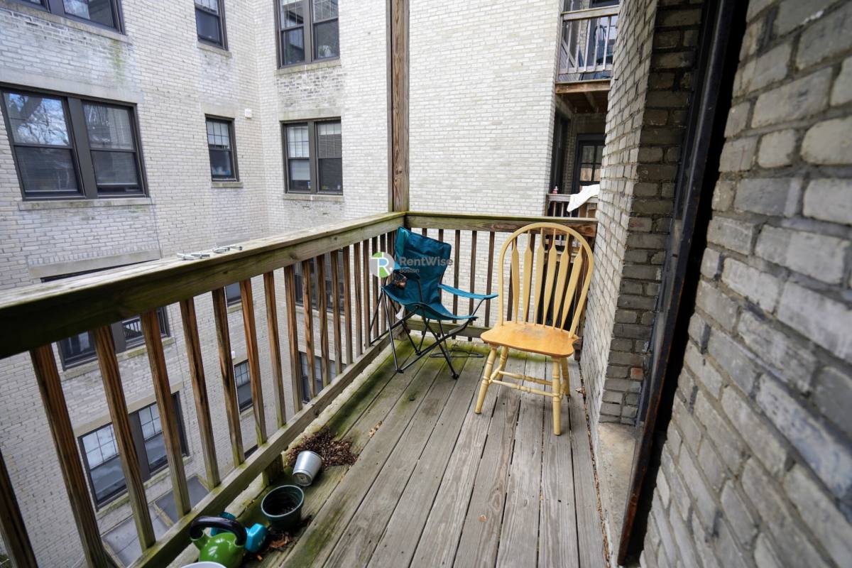 Apartment for rent at 294 Harvard St #5, Cambridge, MA 02139