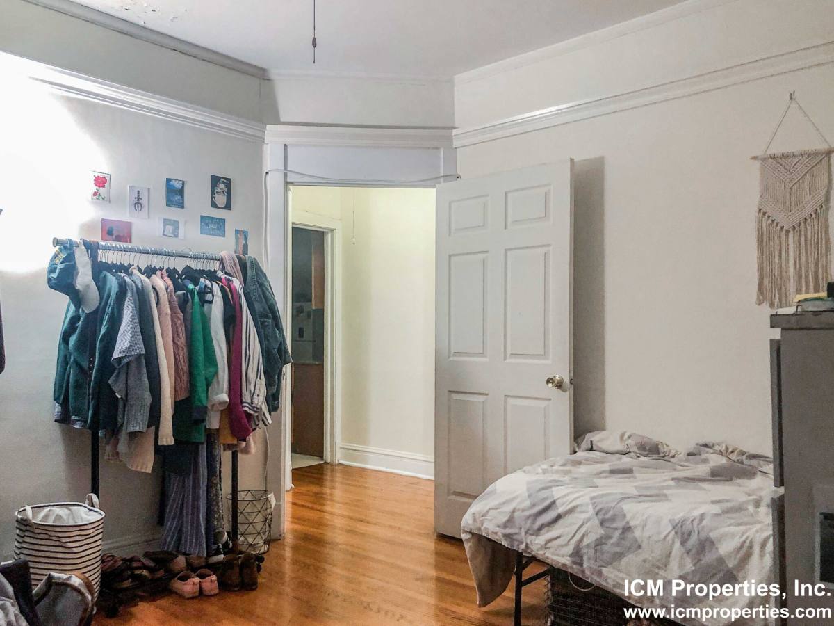 Apartment for rent at 5045 N Damen Ave #2E, Chicago, IL 60625