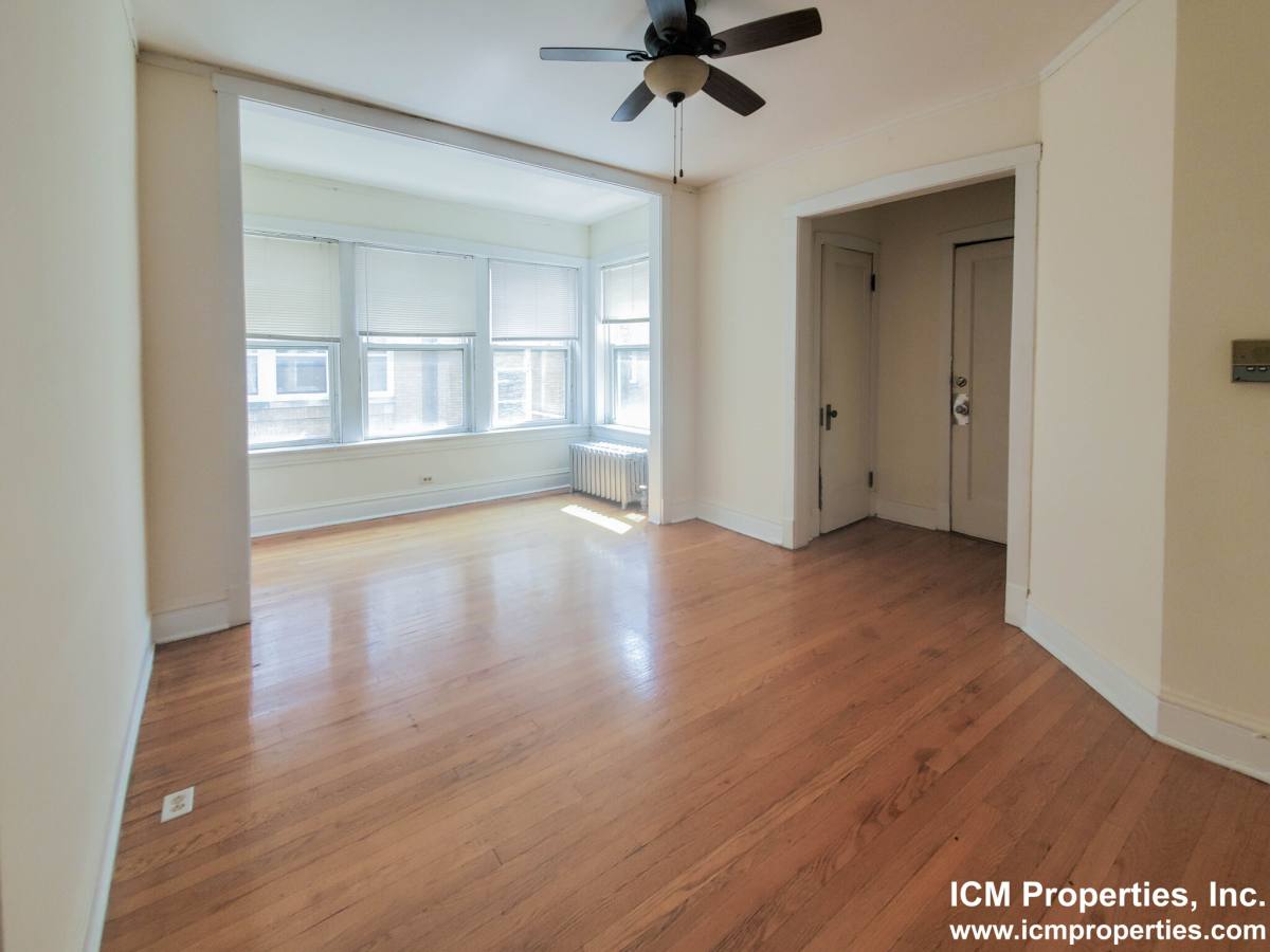 Apartment for rent at 5045 N Damen Ave #2E, Chicago, IL 60625
