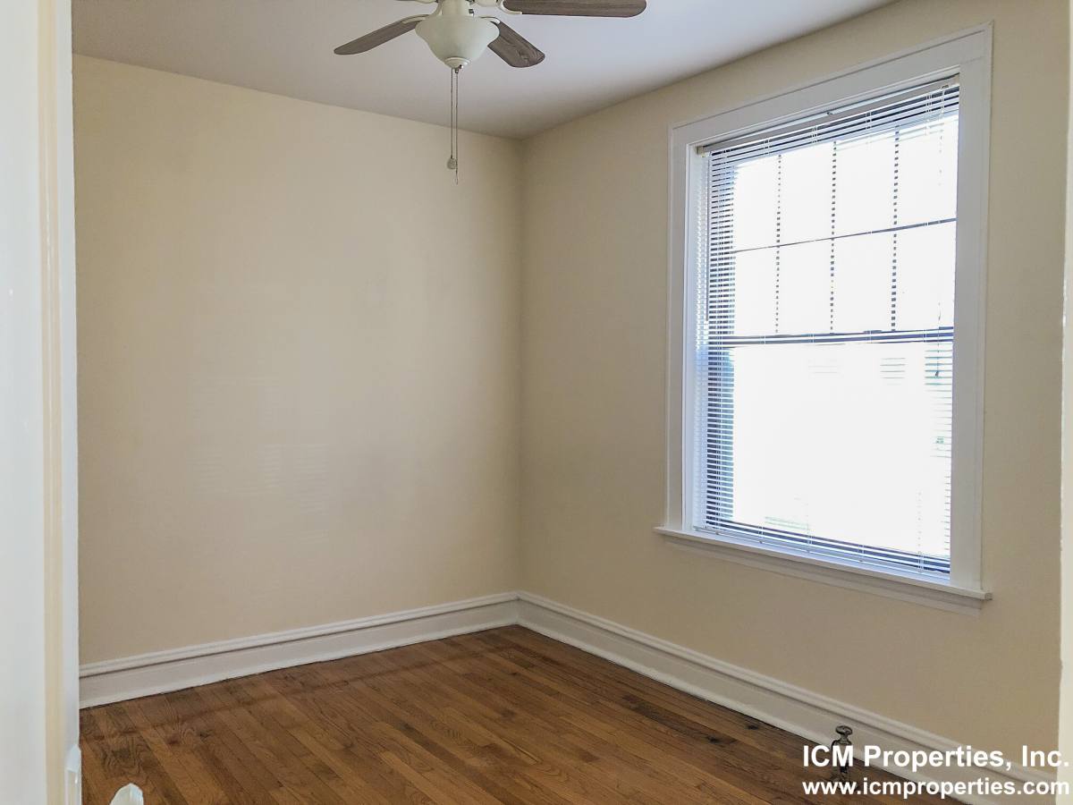 Apartment for rent at 3618 N Marshfield Ave #1B, Chicago, IL 60613