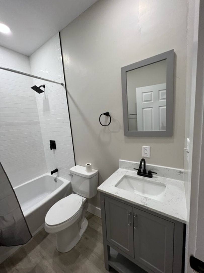 House for rent at 321 E 31st St, Indianapolis, IN 46205