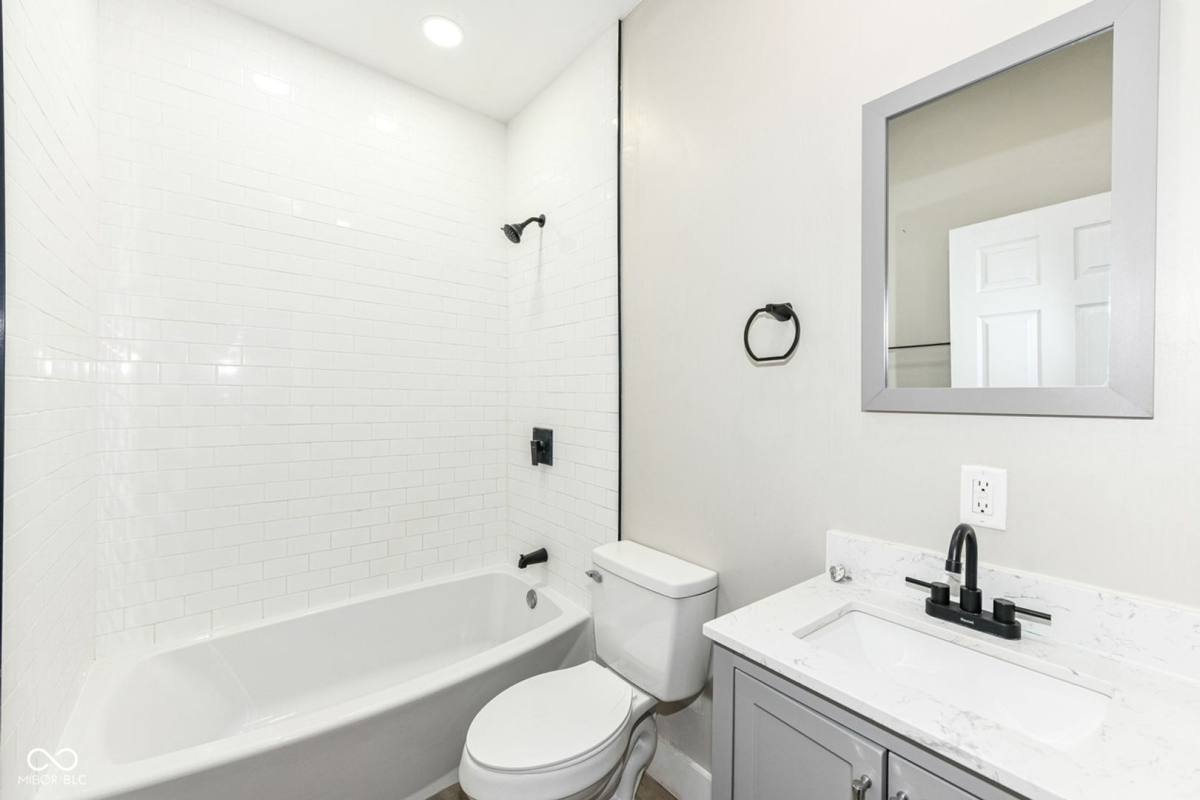 House for rent at 321 E 31st St, Indianapolis, IN 46205