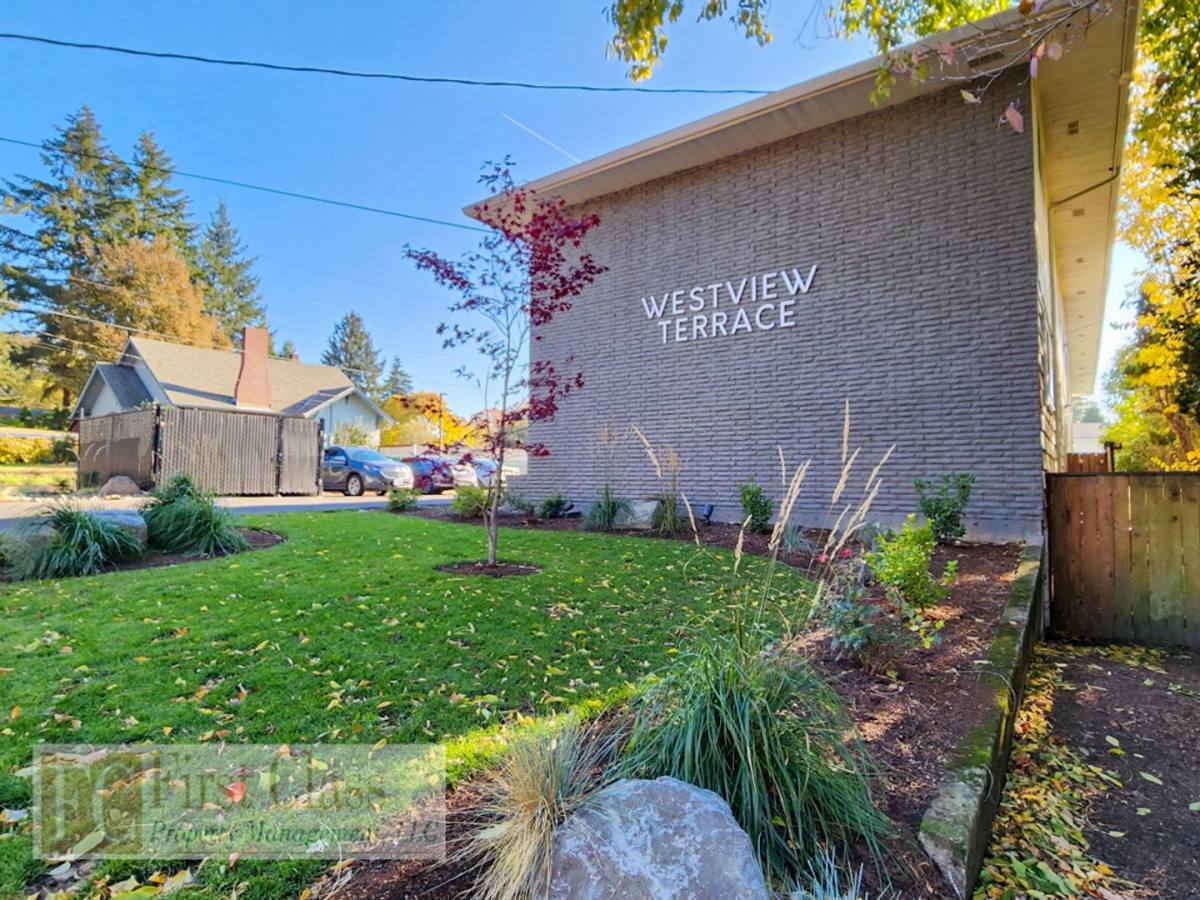 Apartment for rent at 8860 SW Cashmur Lane, Portland, OR 97225