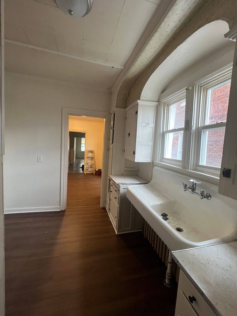 Apartment for rent at 156 S Richland Ave, York, PA 17404