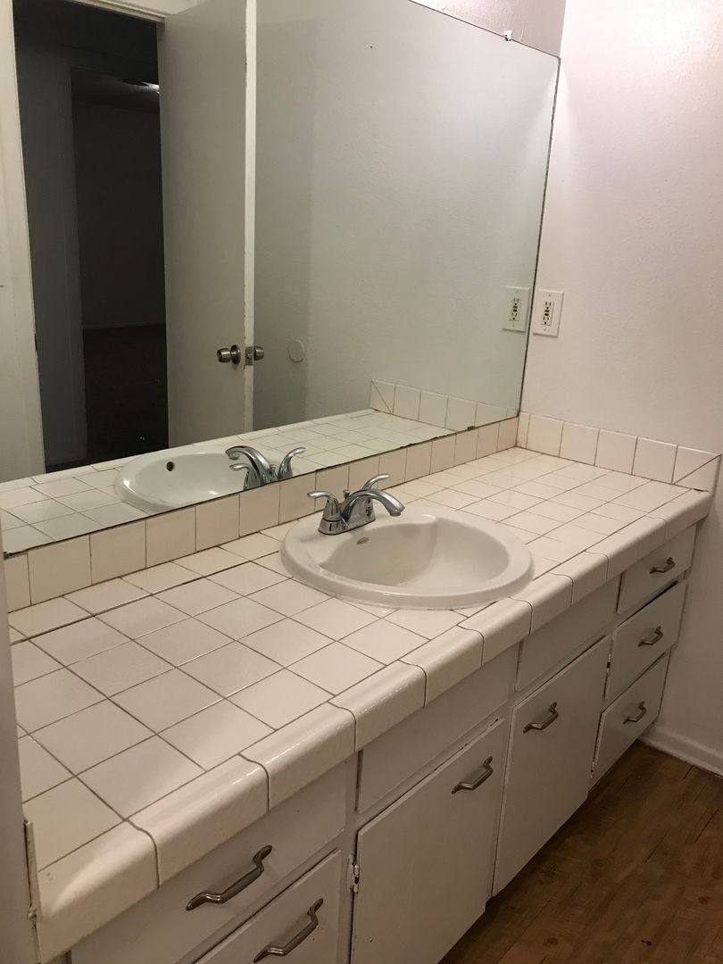House for rent at 600 E Sunset Dr, Hobbs, NM 88240