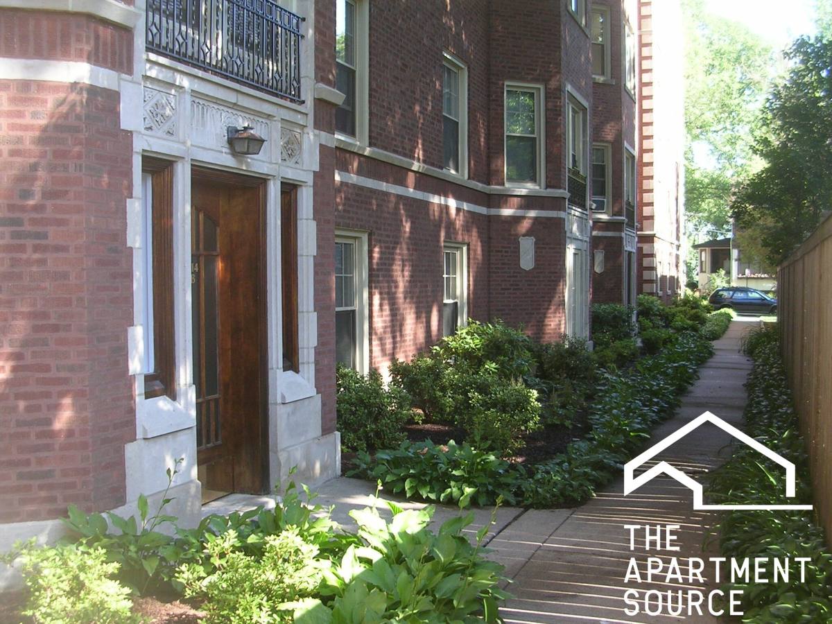 Apartment for rent at 914 Crain St #B-3N, Evanston, IL 60202