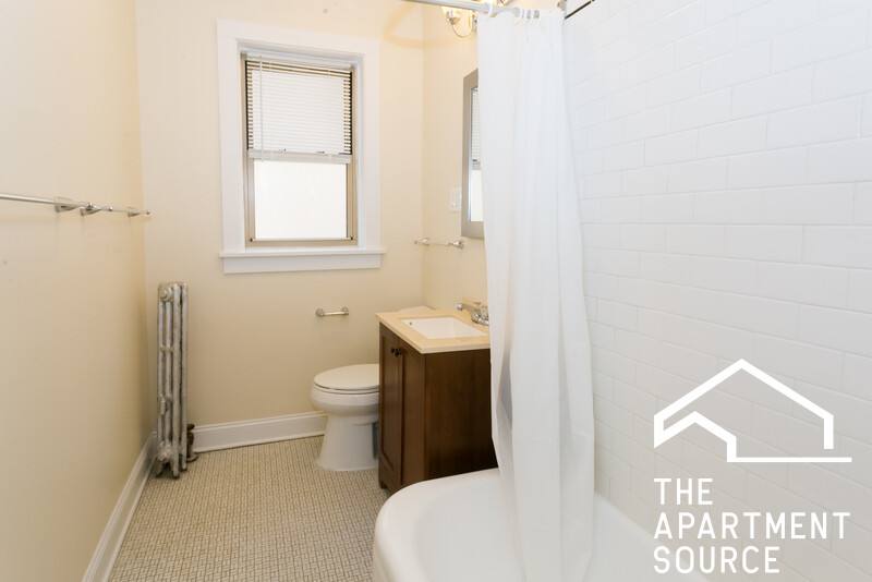 Apartment for rent at 914 Crain St #B-3N, Evanston, IL 60202