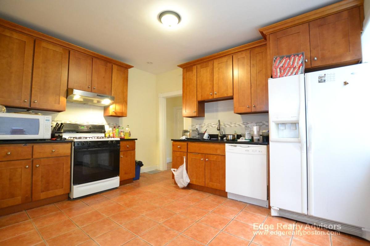 House for rent at 31 Newcastle Rd, Brighton, MA 02135