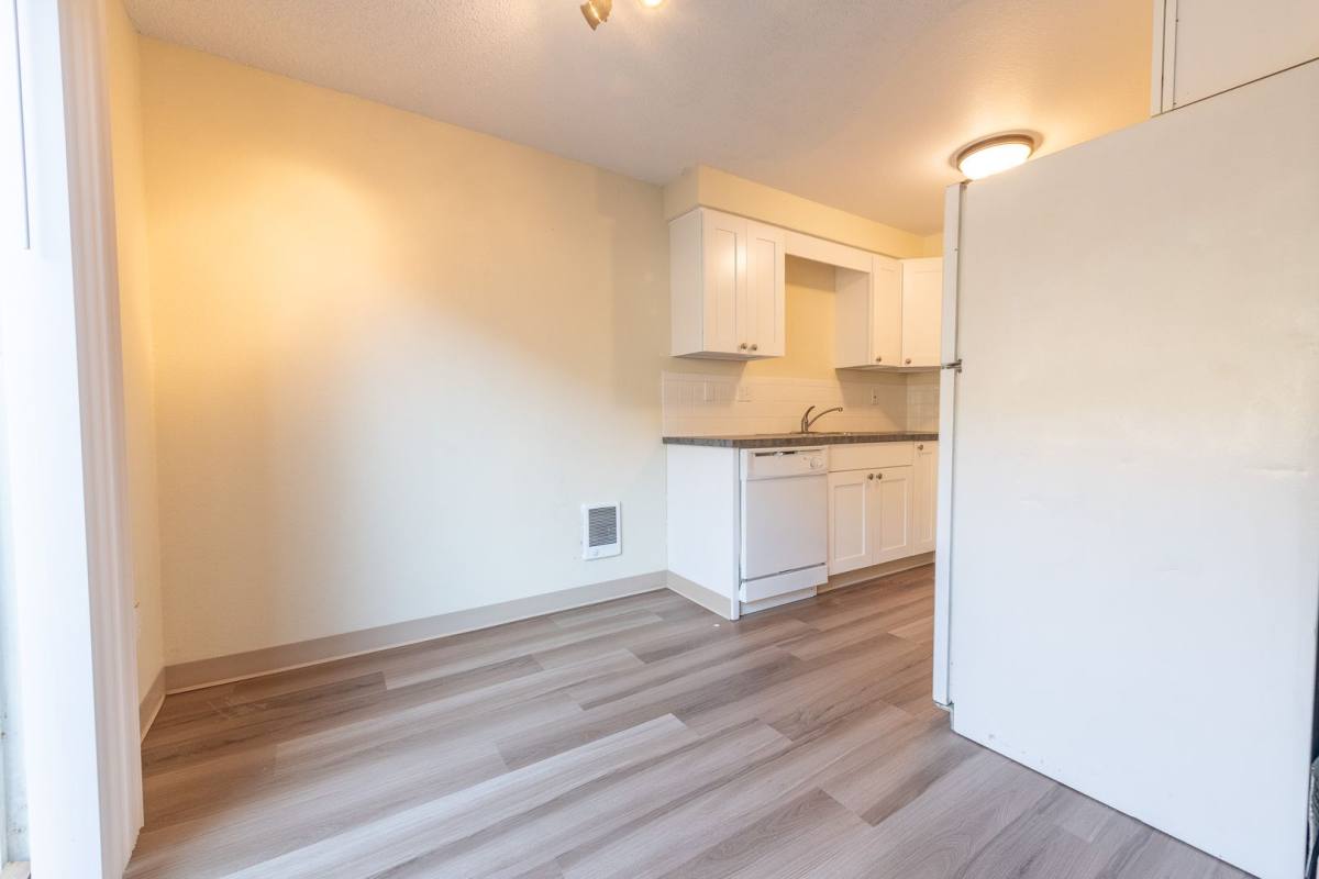 Apartment for rent at 15500 SE E Ave, Portland, OR 97267