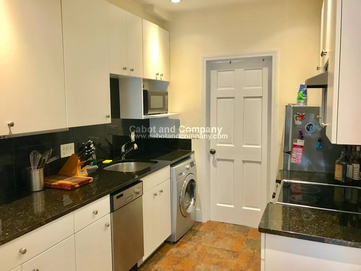 Apartment for rent at 76 Commonwealth Ave #12, Boston, MA 02116