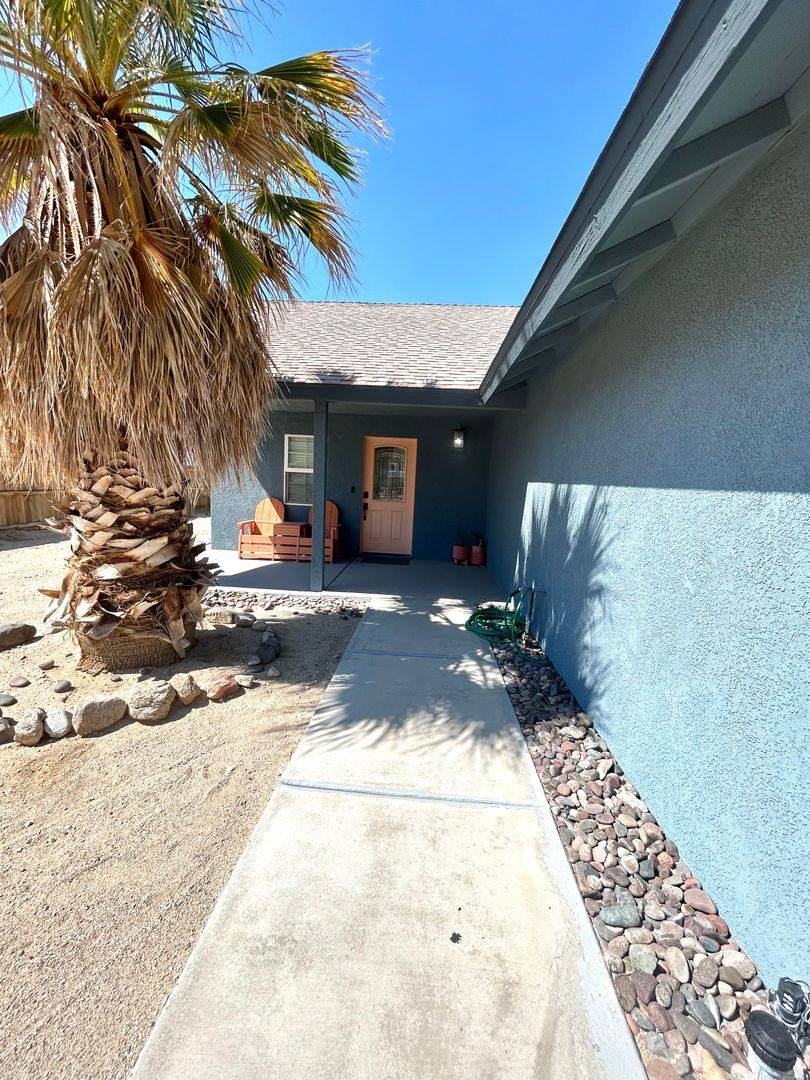 House for rent at 74442 Twilight Dr, Twentynine Palms, CA 92277