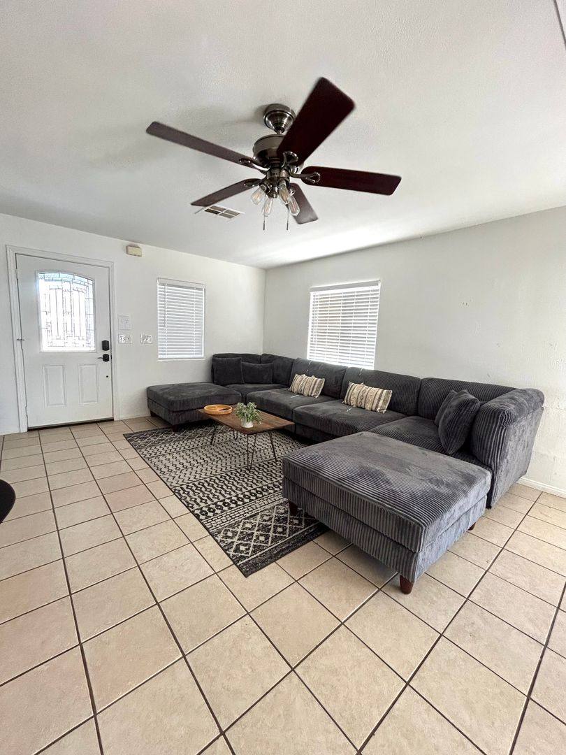 House for rent at 74442 Twilight Dr, Twentynine Palms, CA 92277