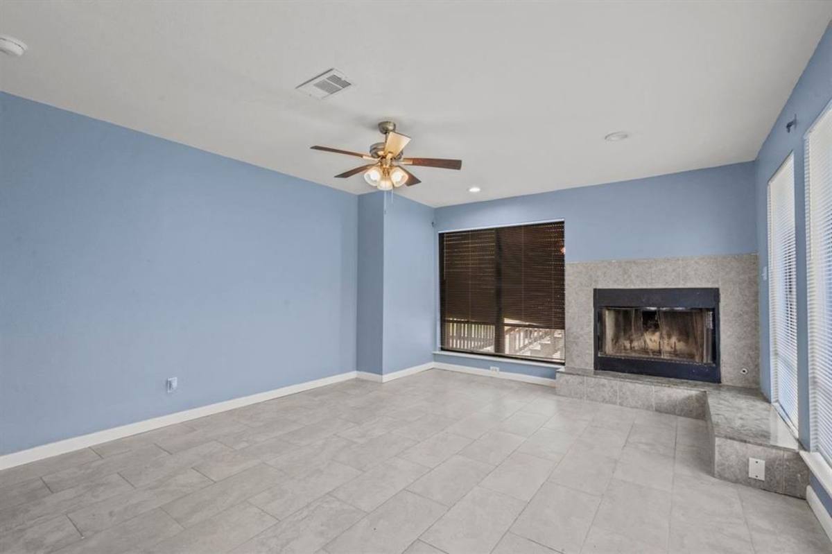 Apartment for rent at 7316 Overton St, Hitchcock, TX 77563
