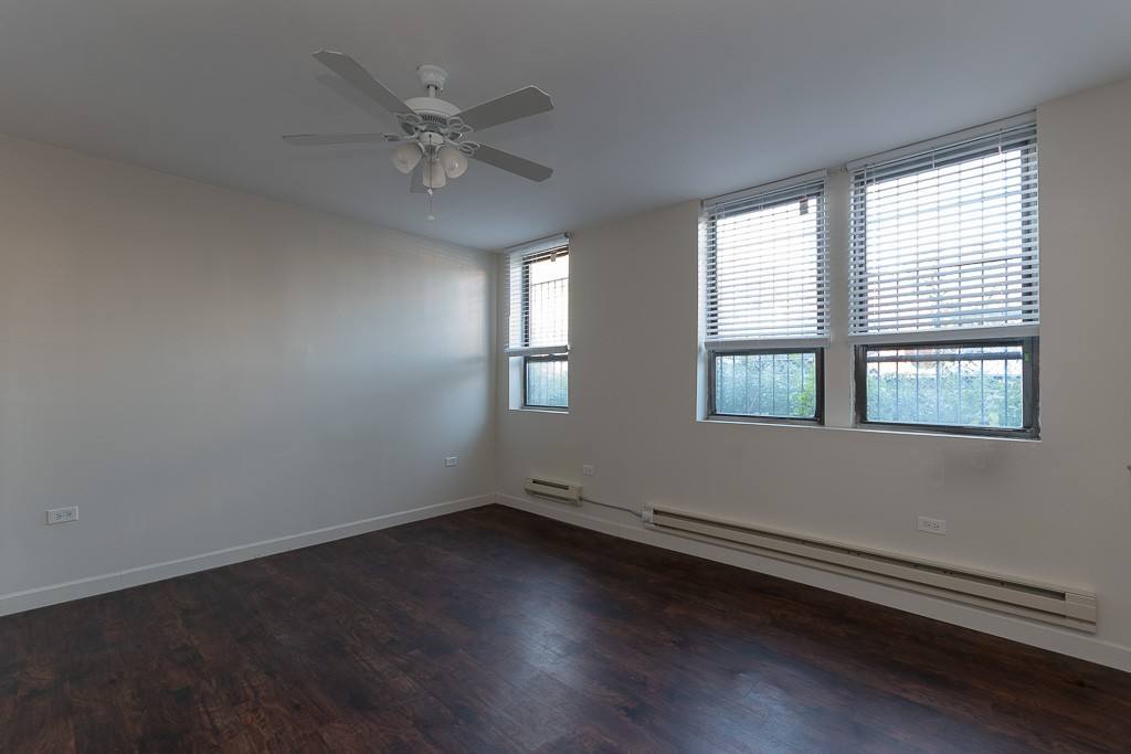 Apartment for rent at 3345 Marshfield #D301, Chicago, IL 60657