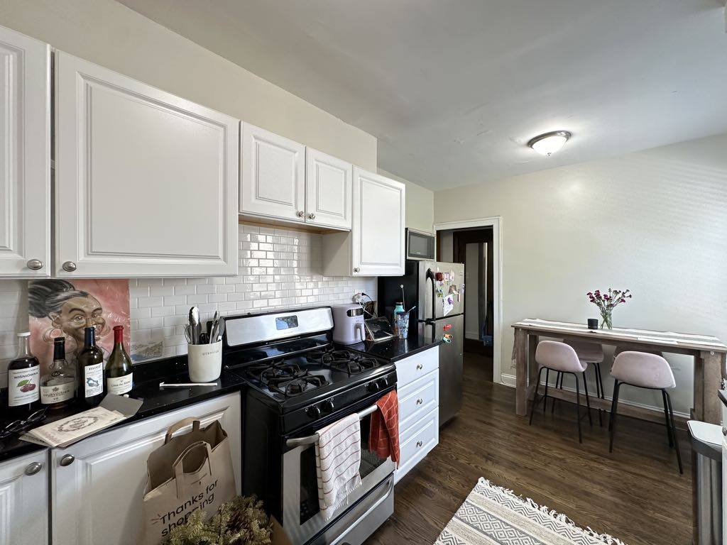 Apartment for rent at 38195 N Greenview #W5, Chicago, IL 60613