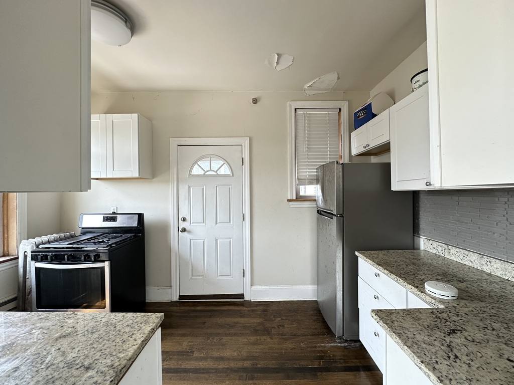 Apartment for rent at 312 12 Lee #5, Evanston, IL 60202