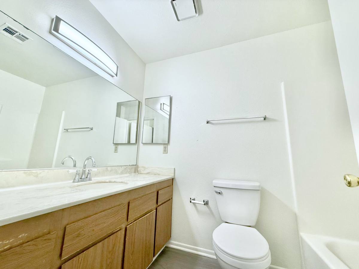 Apartment for rent at 81351 Fred Waring Dr, Indio, CA 92203