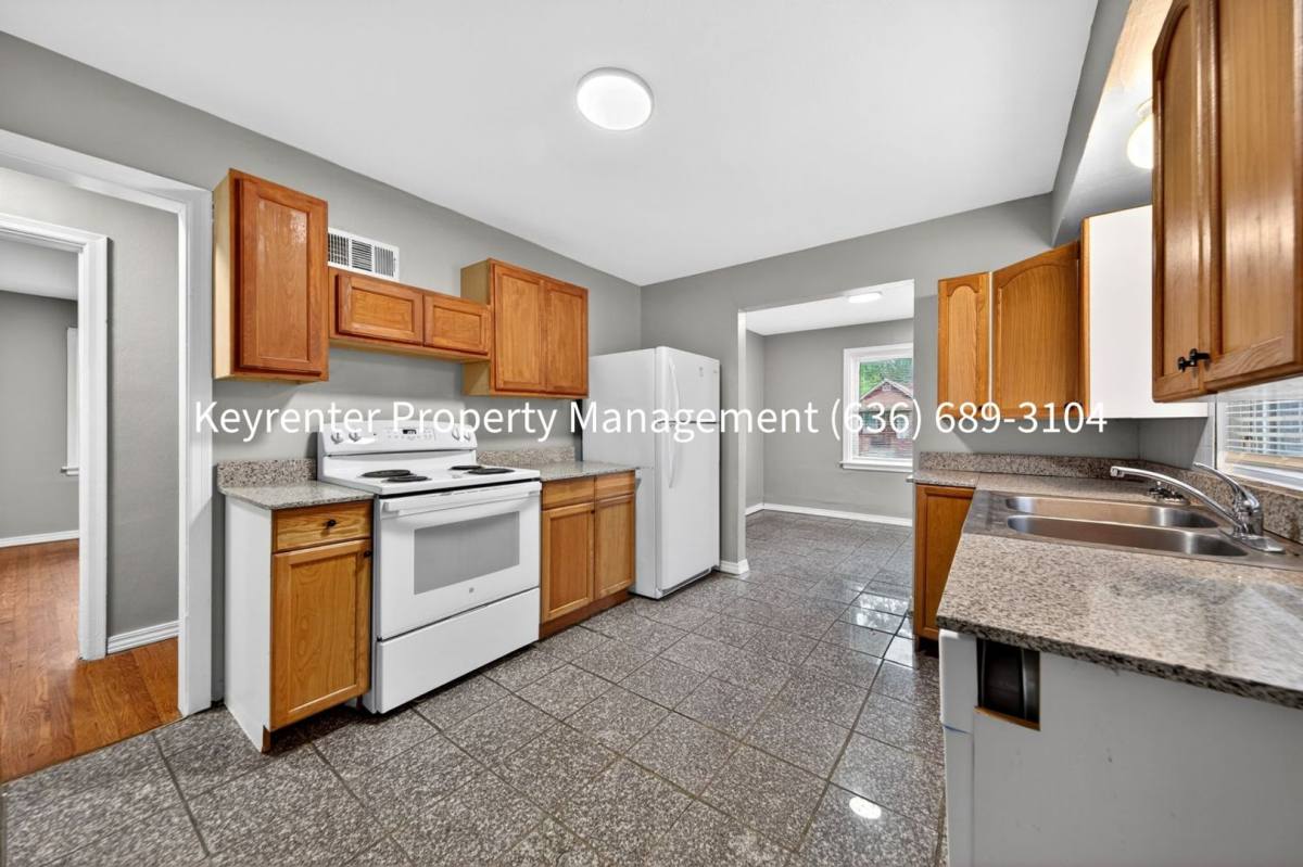 House for rent at 5936 Theodore Ave, Saint Louis, MO 63136