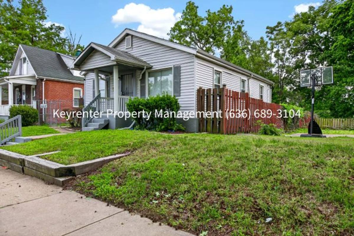 House for rent at 5936 Theodore Ave, Saint Louis, MO 63136