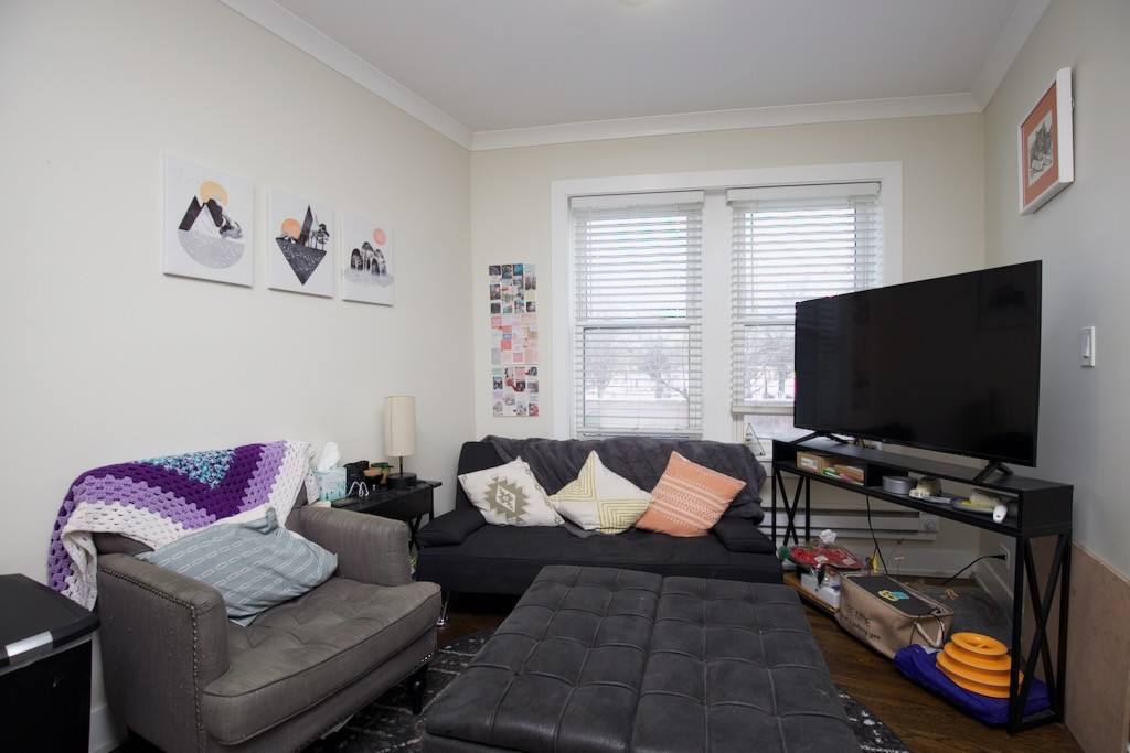 Apartment for rent at 4226 Clark #3, Chicago, IL 60613