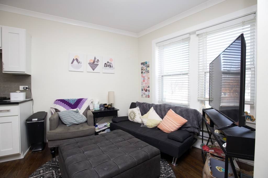Apartment for rent at 4226 Clark #3, Chicago, IL 60613