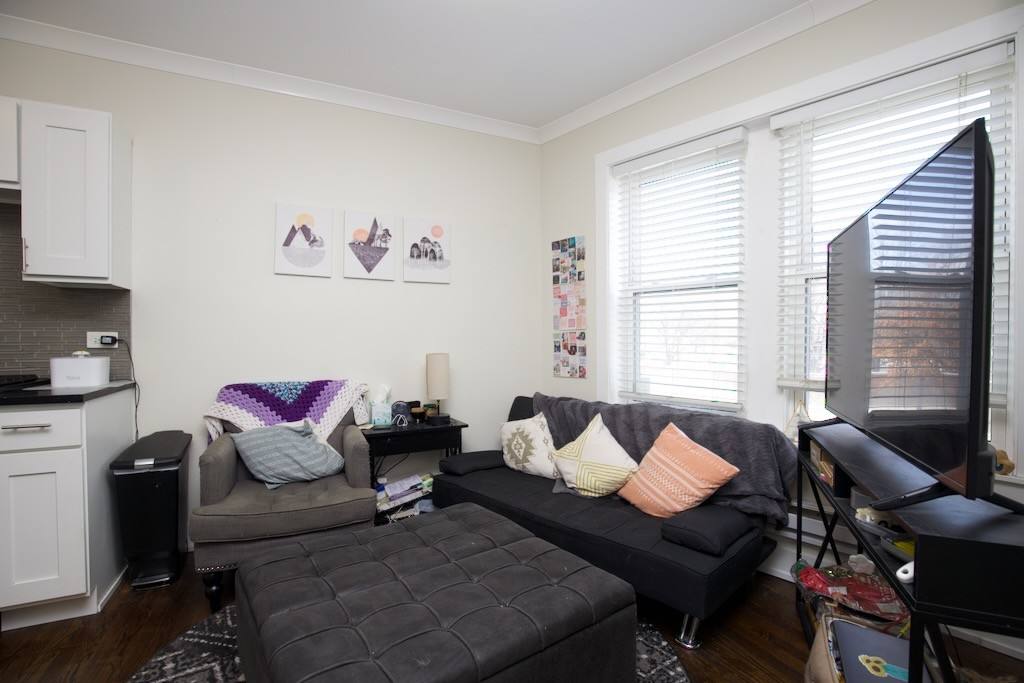 Apartment for rent at 4226 Clark #3, Chicago, IL 60613