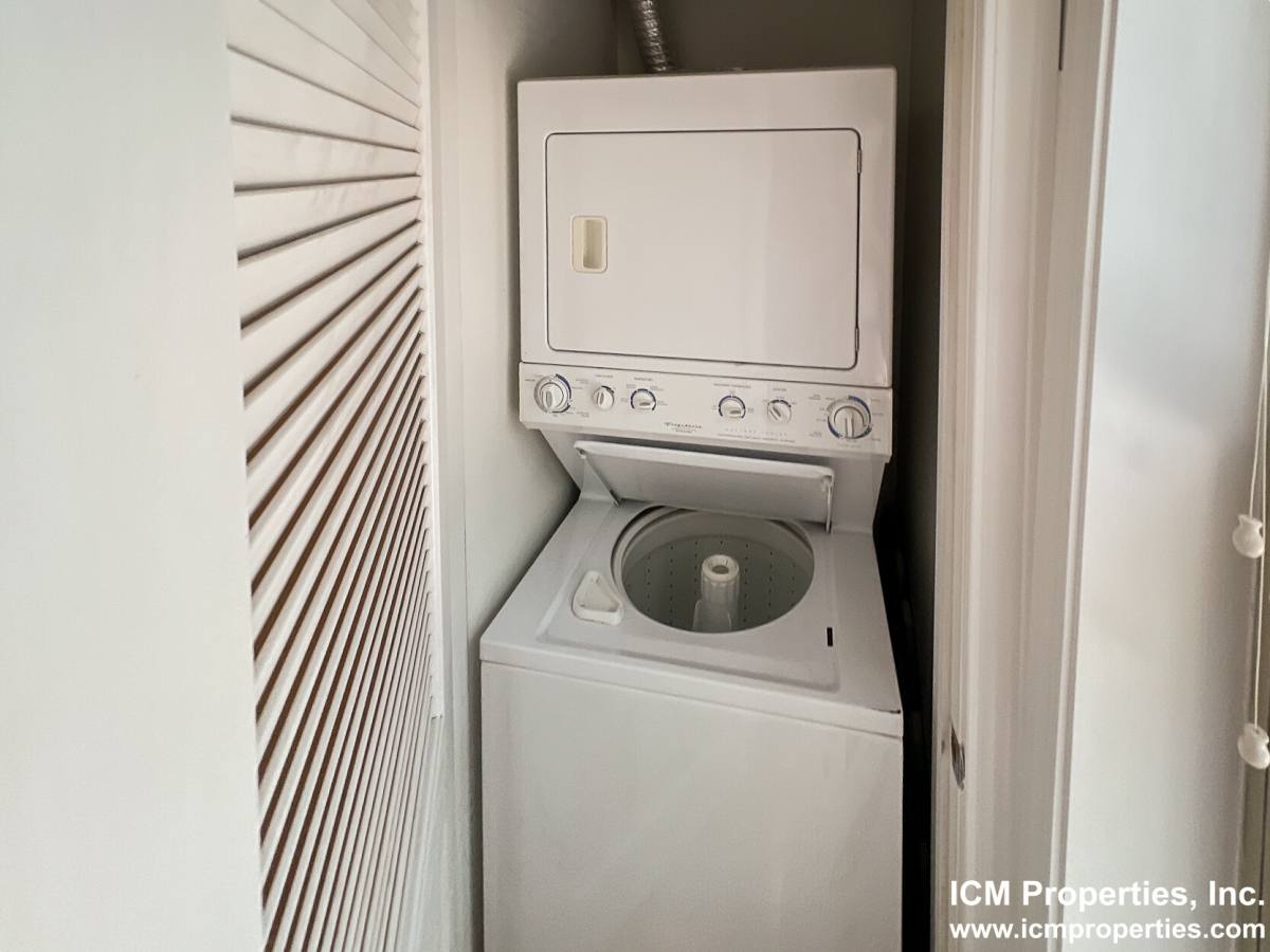 Apartment for rent at 1210 W Waveland #1210WAV2, Chicago, IL 60613