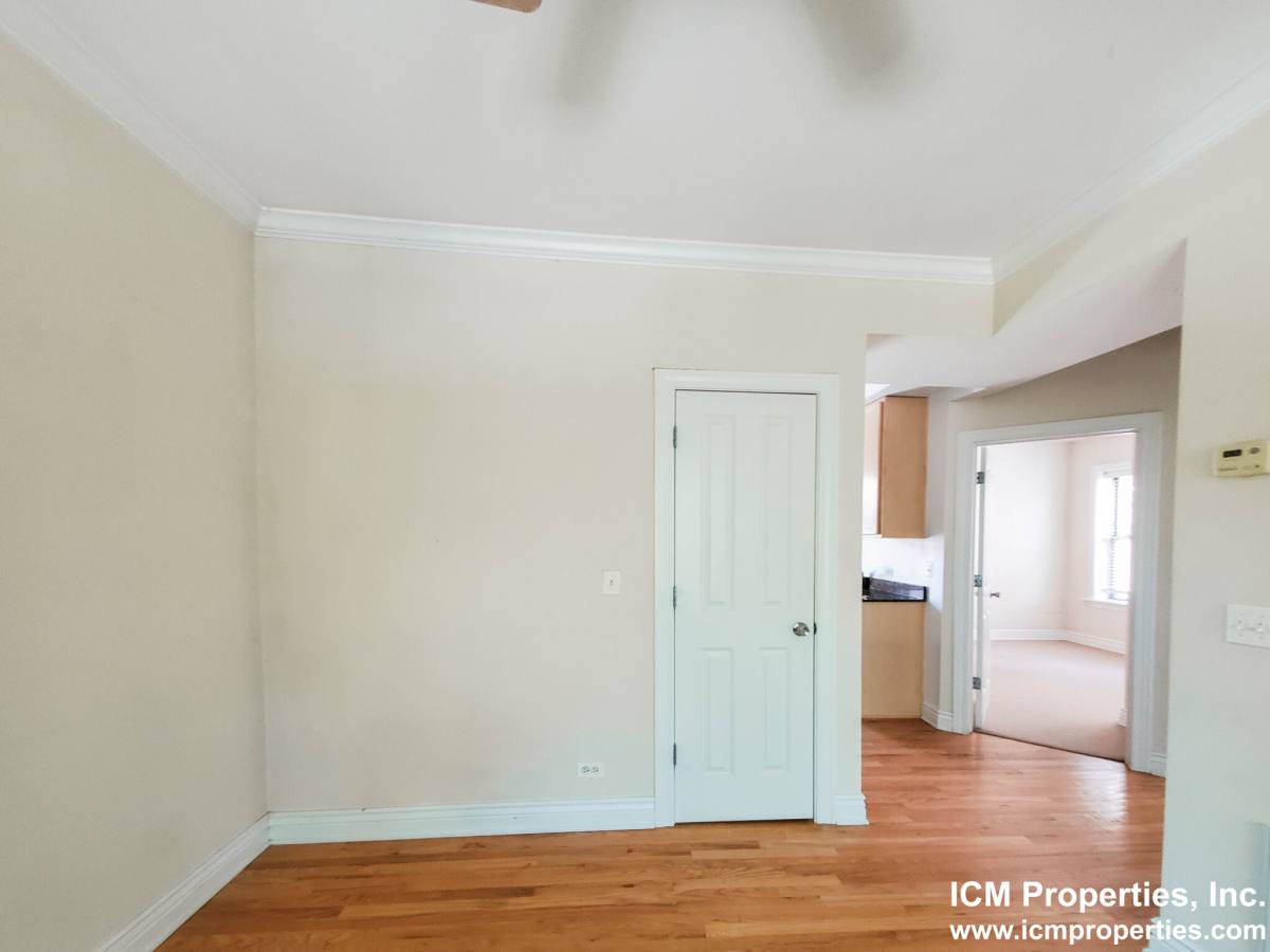 Apartment for rent at 1210 W Waveland #1210WAV2, Chicago, IL 60613