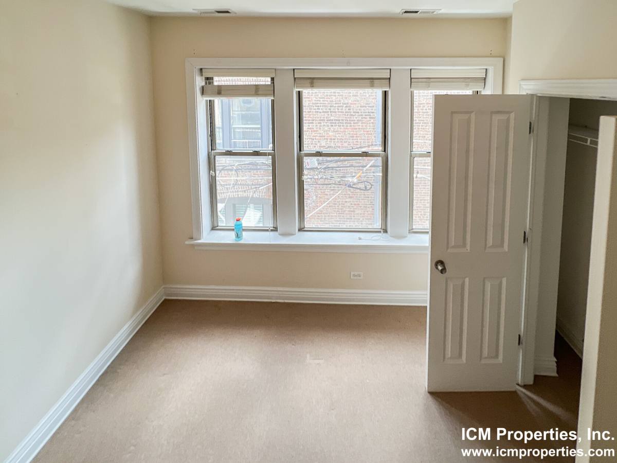Apartment for rent at 1210 W Waveland #1210WAV2, Chicago, IL 60613