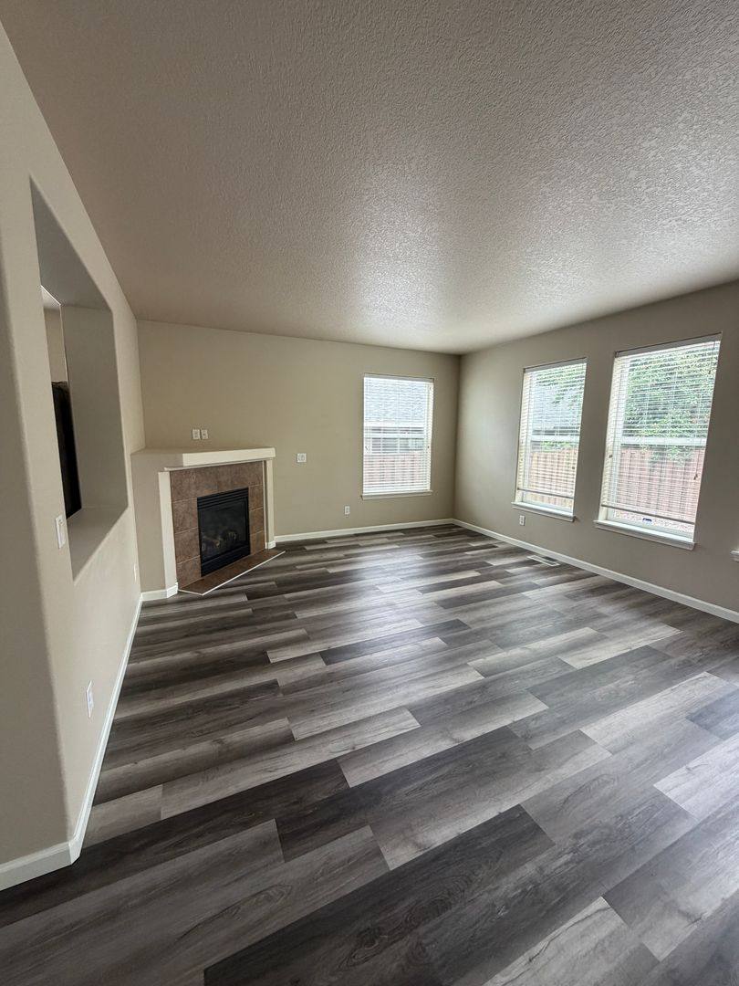 House for rent at 6108 NE 84th Ave, Vancouver, WA 98682