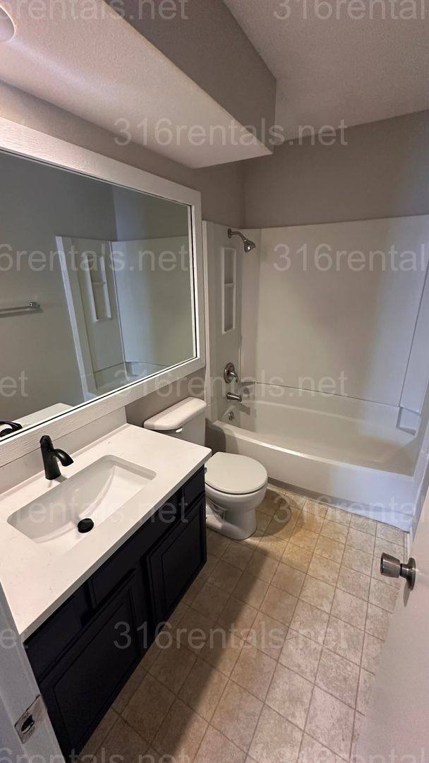 Apartment for rent at 865 Nims #3, Wichita, KS 67203