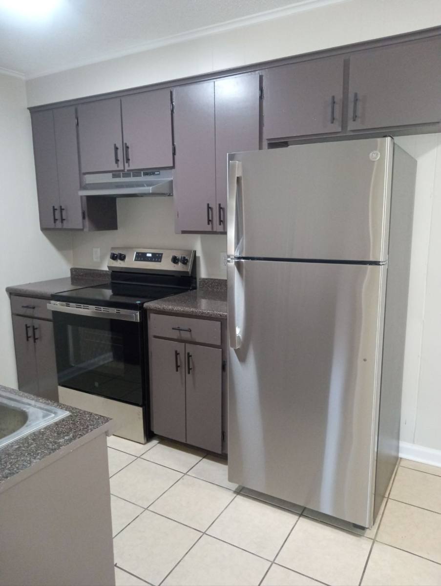 Apartment for rent at 425 Wilson Lane, Alexandria, LA 71303