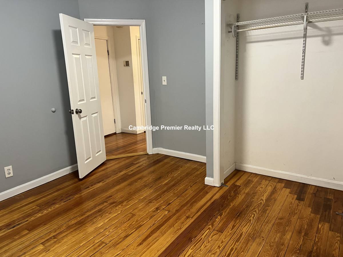 Apartment for rent at 157 Walden St #1, Cambridge, MA 02140