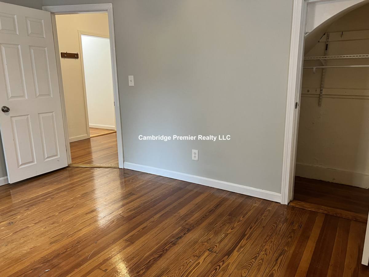 Apartment for rent at 157 Walden St #1, Cambridge, MA 02140