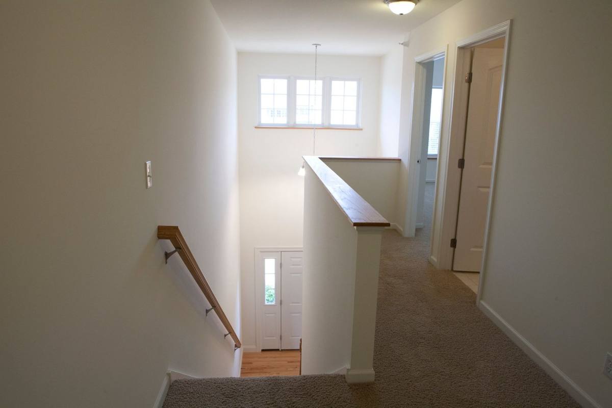 Apartment for rent at 810 W Trailcreek Dr, Peoria, IL 61614