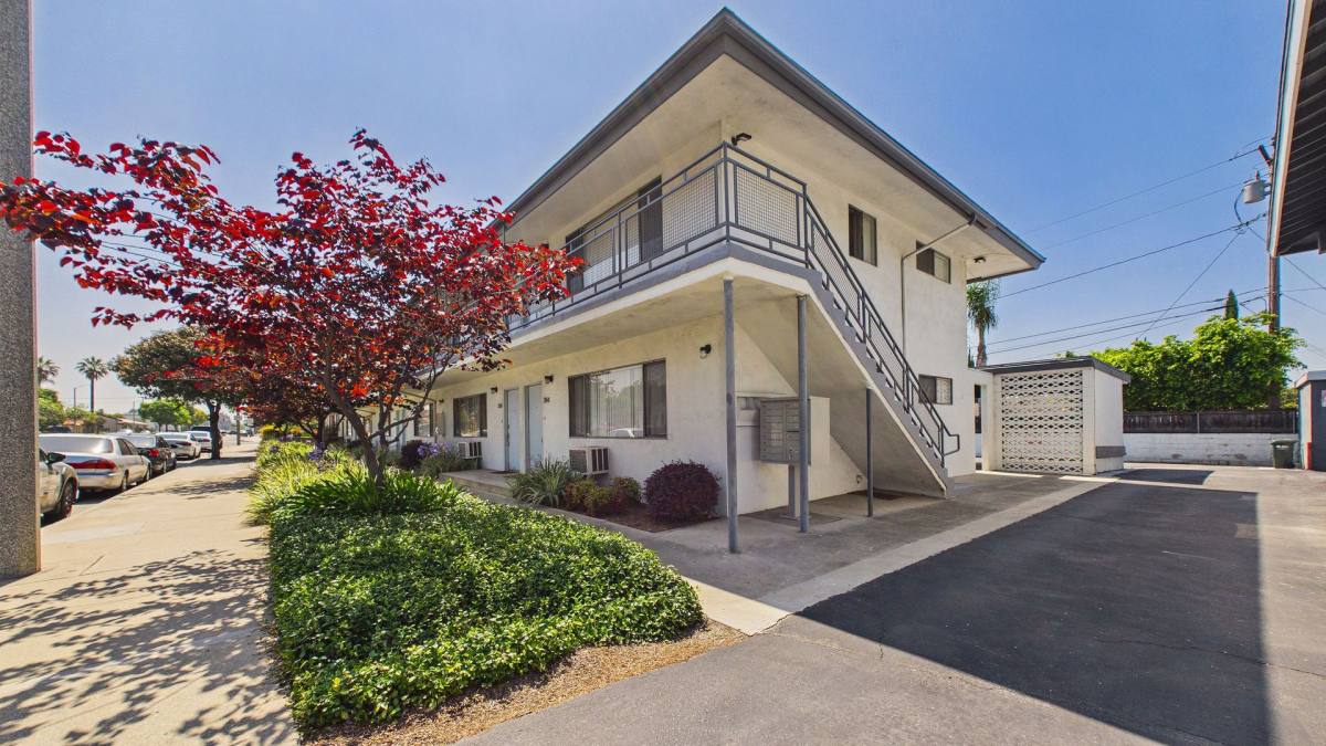 Apartment for rent at 364 E Badillo St, Covina, CA 91723
